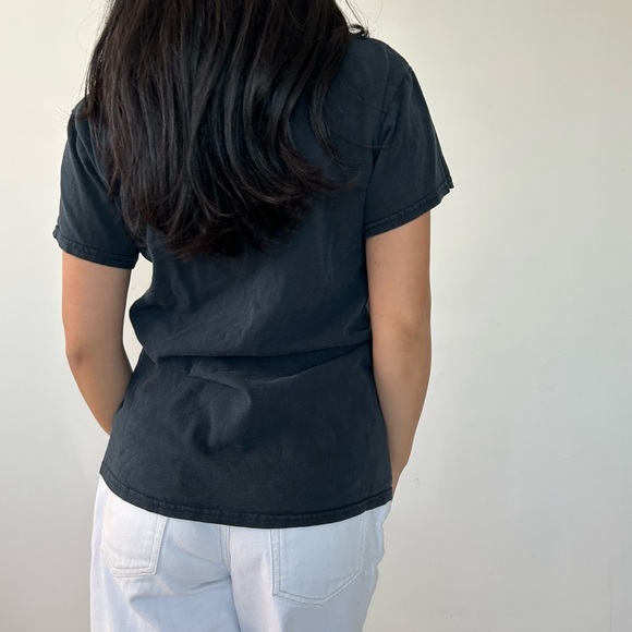 Gildan Black Graphic Tee - Small - Picture 3 of 5